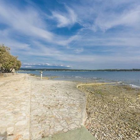 Apartment Lion Novigrad  Екстер'єр фото