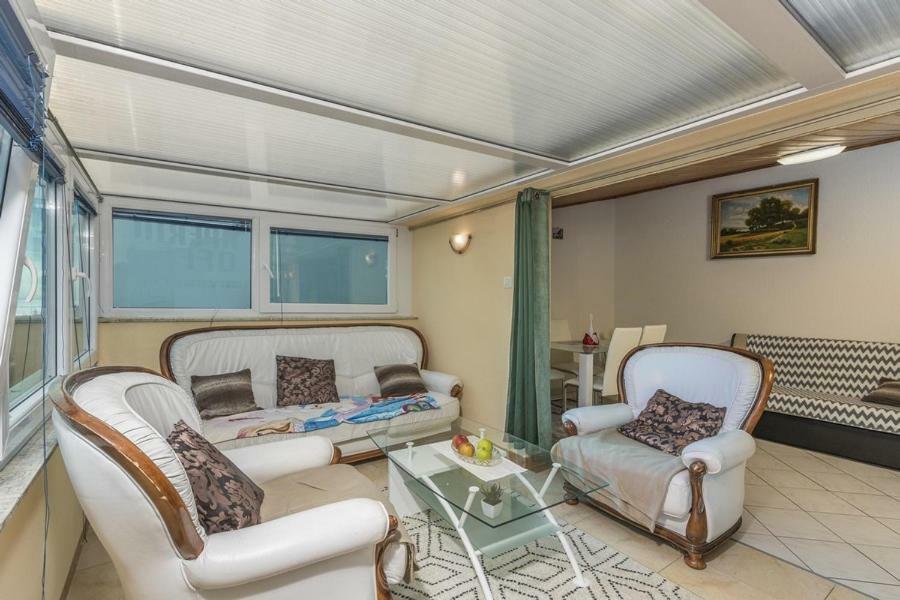 Apartment Lion Novigrad  Екстер'єр фото